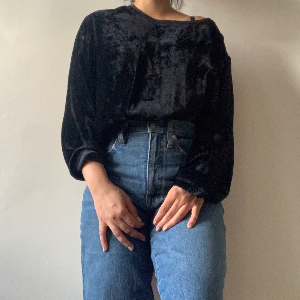 Slouchy thrifted velvet black top